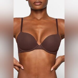 SKIMS Deep Brown Underwire Bra